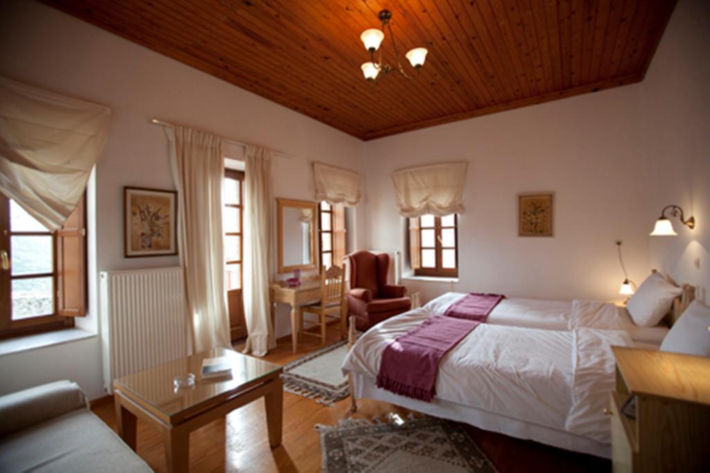 מלון Dhímitra Theoni'S House מראה חיצוני תמונה