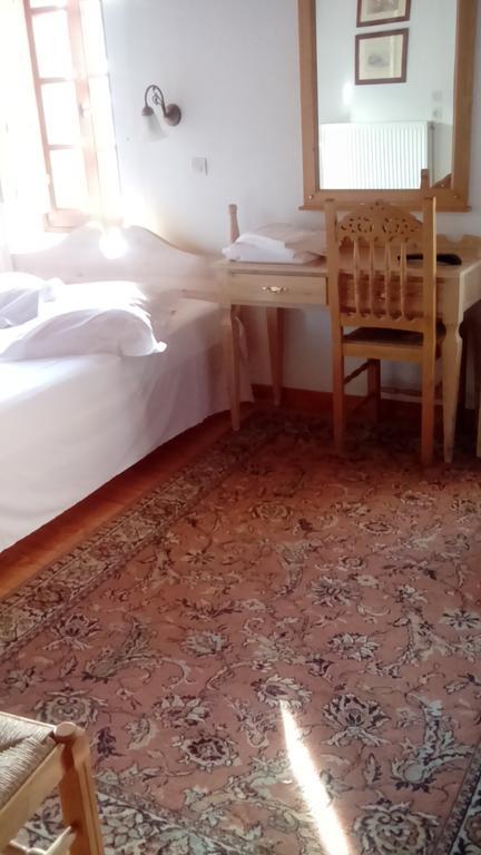 מלון Dhímitra Theoni'S House מראה חיצוני תמונה